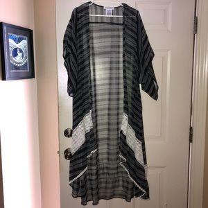 BCBG Light Duster